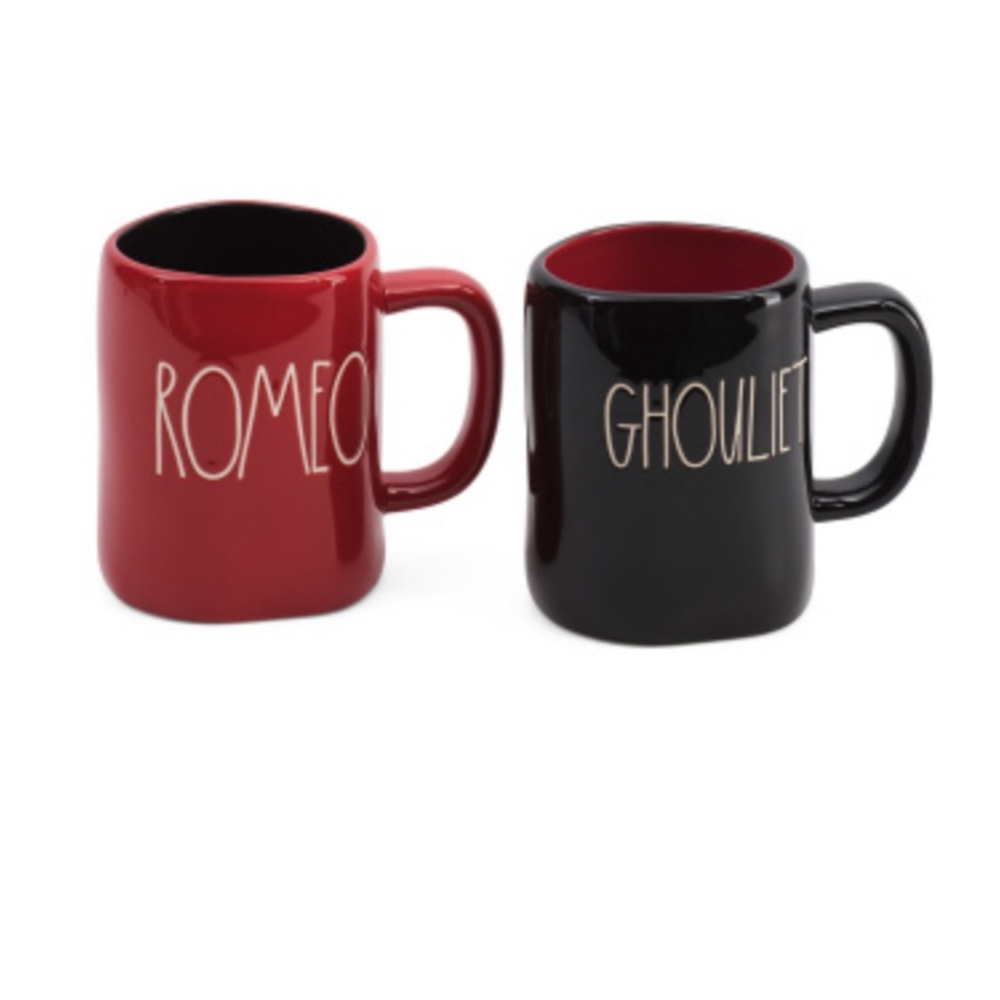 Rae Dunn mug set